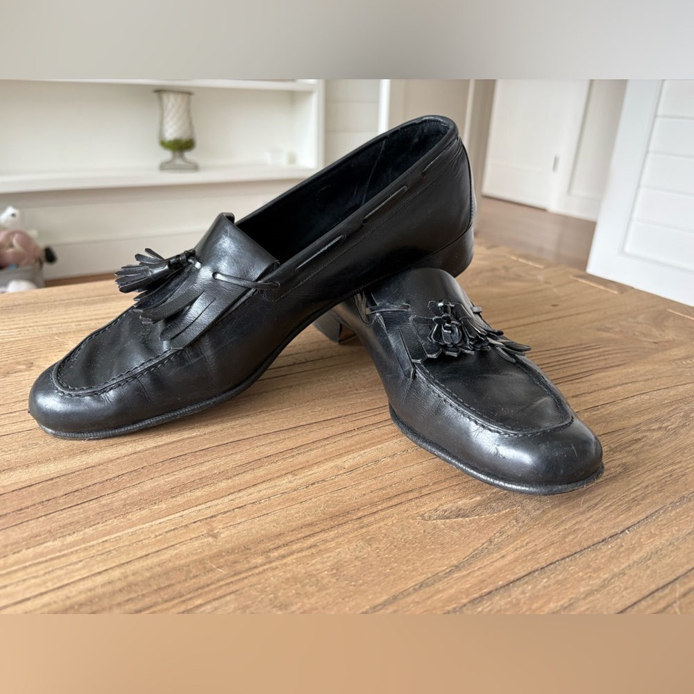 Salvatore Ferragamo MEN’S Black Leather Tassel Fringe Loafers  
Size 11 1/2